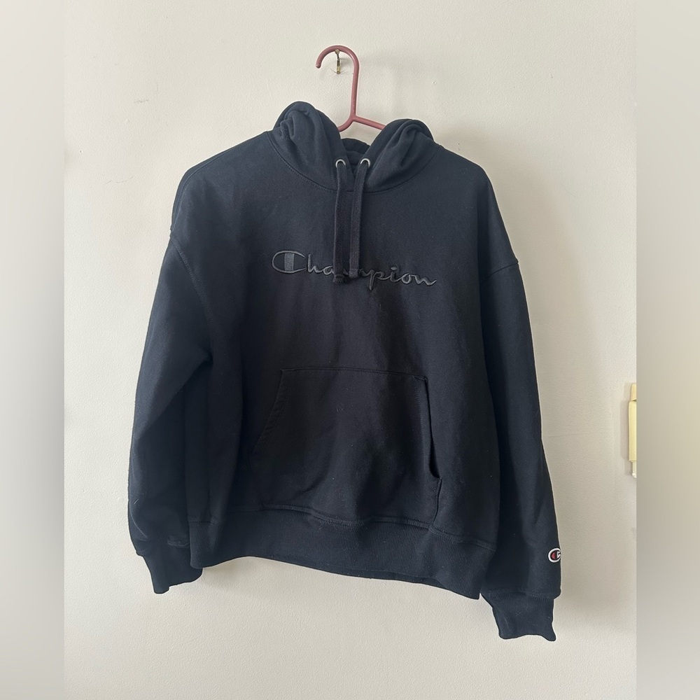 Men’s Champion black hoodie pullover S